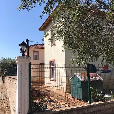 Antalya Kas'ta 4+1 Site'de Kiralik *