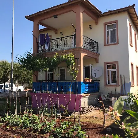 Villa Antalya Kas'ta 4+1 Site'de Kiralik Kas